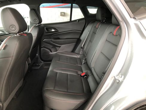 Used 2024 Chevrolet Trax RS w/ Driver Confidence Package image 9