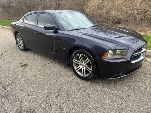 Used 2012 Dodge Charger R/T image 4