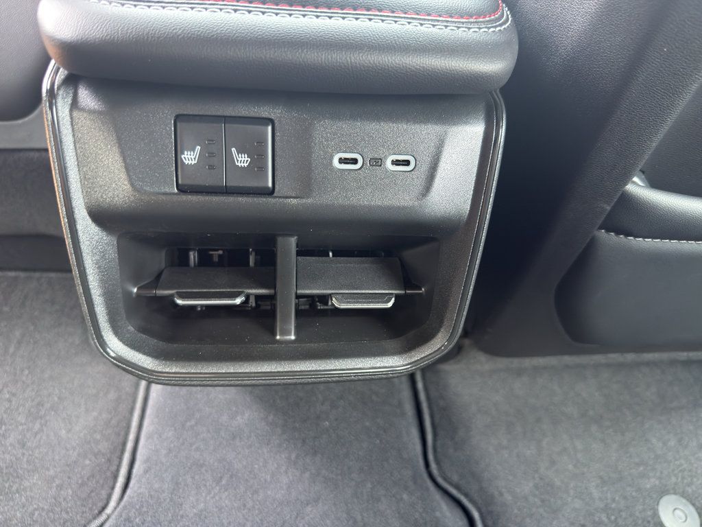 New 2026 Dodge Charger R/T AWD/4WD image 30