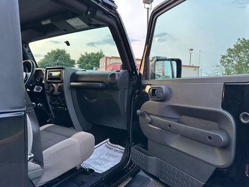 Used 2007 Jeep Wrangler X AWD/4WD image 17
