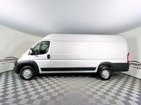 Used 2024 RAM ProMaster 3500 w/ Convenience Group image 5