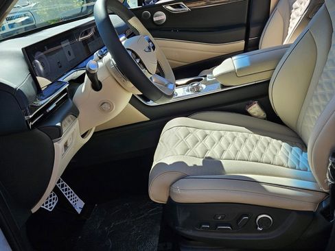 New 2026 Genesis GV80 3.5T e-SC AWD/4WD image 14