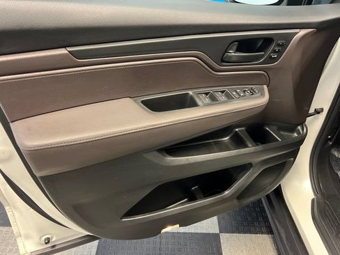 Used 2018 Honda Odyssey EX-L image 8