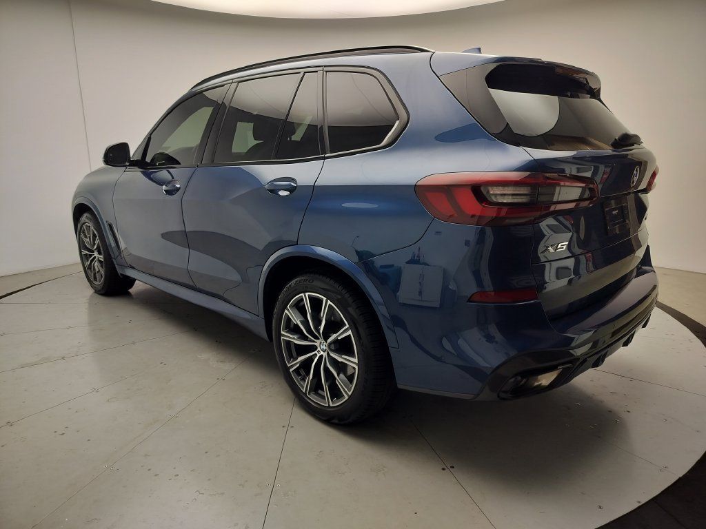 Certified 2023 BMW X5 xDrive40i w/ M Sport Package AWD/4WD image 4