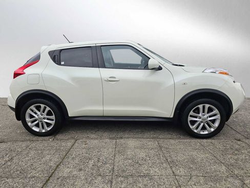 Used 2012 Nissan Juke SL image 2
