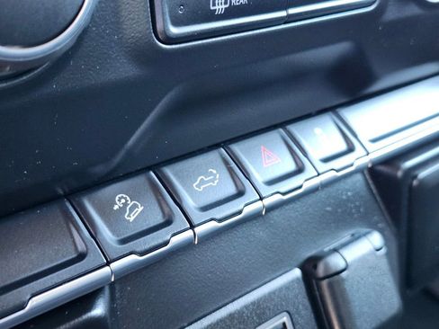 Used 2021 Chevrolet Silverado 1500 Custom Trail Boss image 25