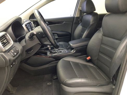 Used 2019 Kia Sorento EX FWD image 17