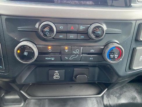 Certified 2025 Ford F150 XL image 21