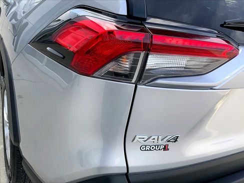 Used 2019 Toyota RAV4 LE w/ All Weather Liner Package image 27