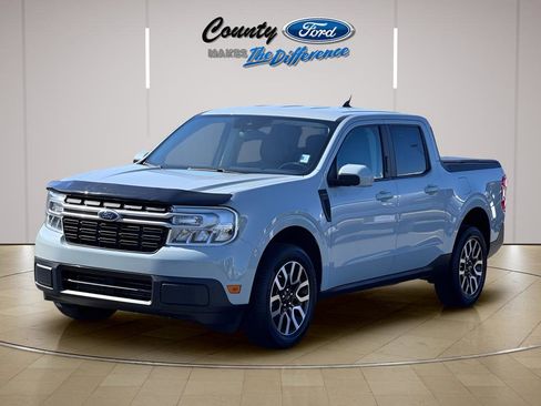 Used 2022 Ford Maverick Lariat FWD image 5
