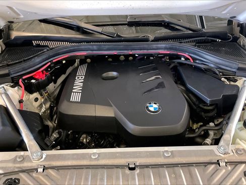 Certified 2025 BMW X3 xDrive30i w/ Premium Package image 29