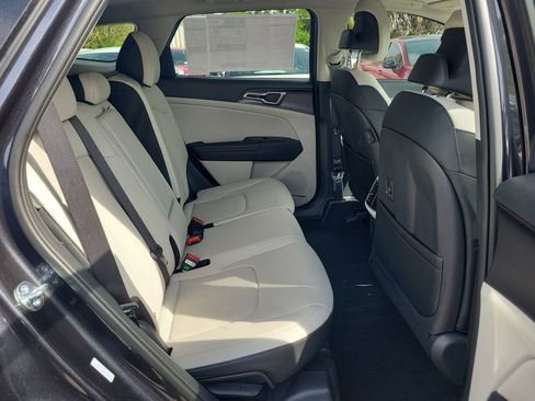 New 2026 Kia Sportage EX image 12