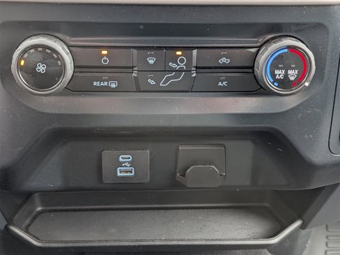 Used 2023 Ford F150 XLT image 19