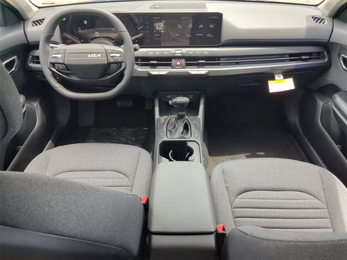 New 2025 Kia K4 EX image 14