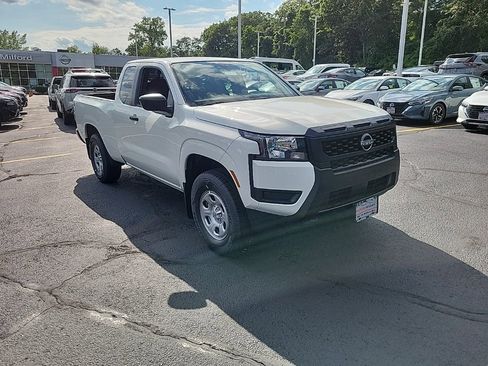 New 2026 Nissan Frontier S image 8