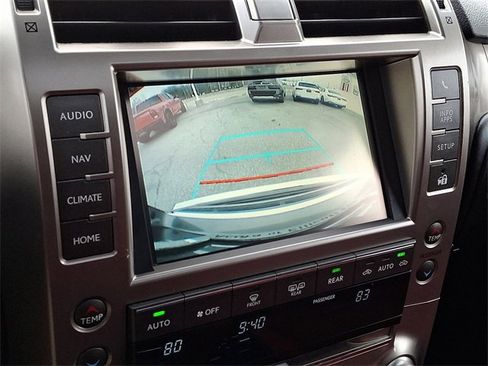 Used 2021 Lexus GX 460 Premium w/ Premium Package image 19