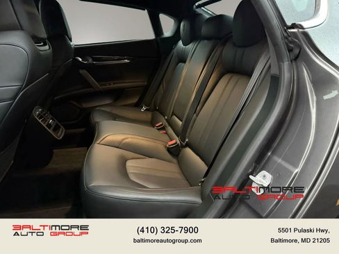 Used 2017 Maserati Quattroporte S GranSport Q4 AWD/4WD image 7