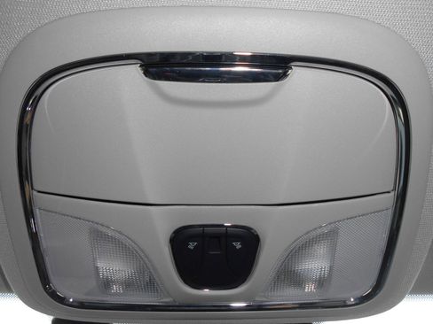 Certified 2022 Jeep Cherokee Trailhawk w/ Trailer Tow Group image 17