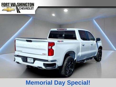 Used 2024 Chevrolet Silverado 1500 RST w/ Convenience Package II AWD/4WD image 2