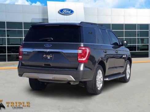 Used 2019 Ford Expedition XLT w/ Equipment Group 202A RWD image 5