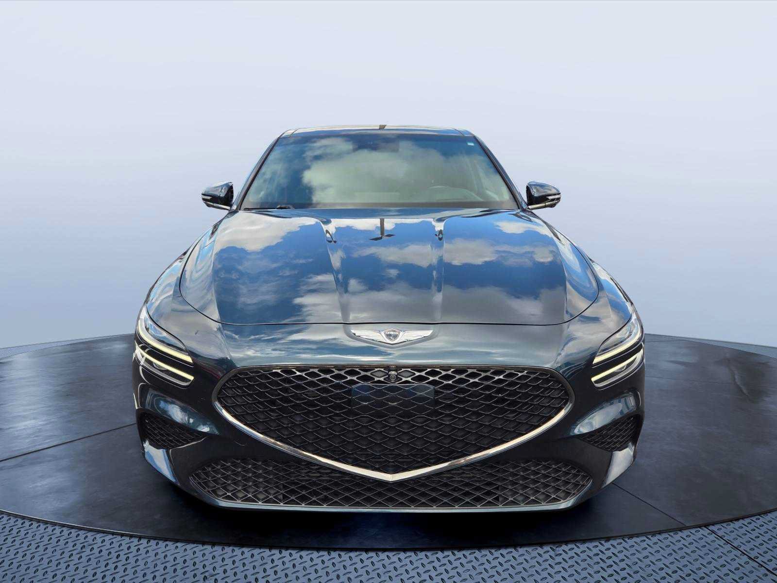 Used 2022 Genesis G70 3.3T RWD image 8