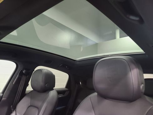 New 2025 Porsche Cayenne S AWD/4WD image 25