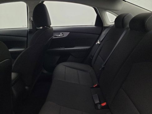 Used 2024 Kia Forte LXS FWD image 18