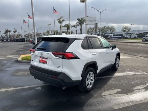 Used 2024 Toyota RAV4 LE image 4