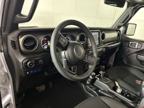 Used 2023 Jeep Wrangler Unlimited w/ 8.4" Radio Group image 13