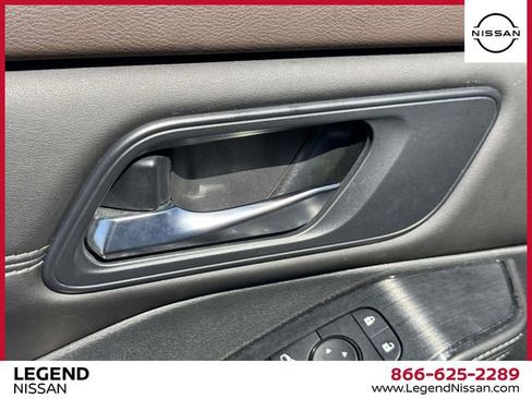 Certified 2023 Nissan Rogue SV w/ SV Premium B Package AWD/4WD image 16