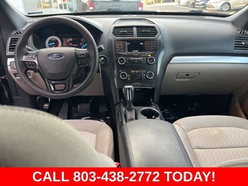 Used 2018 Ford Explorer 4WD image 17