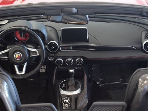Used 2020 FIAT 124 Spider Abarth w/ Convenience Group RWD image 51
