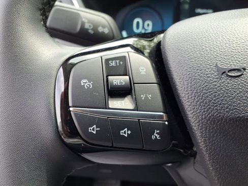 Used 2025 Ford Escape Platinum AWD/4WD image 19
