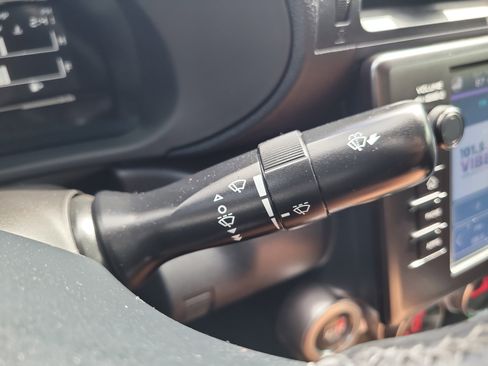 Used 2023 Toyota GR86 Premium image 28