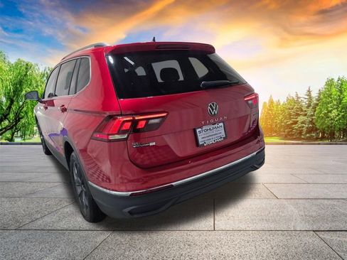 Certified 2023 Volkswagen Tiguan SE AWD/4WD image 6