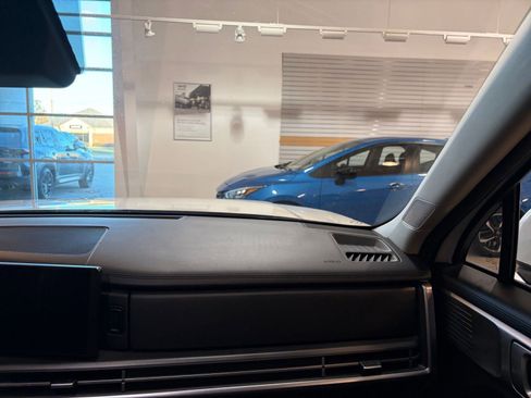 Used 2025 Hyundai Santa Fe SEL image 34