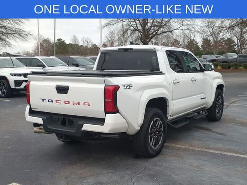 Used 2024 Toyota Tacoma TRD Sport image 5