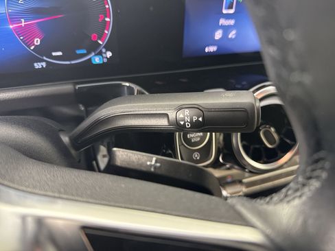 Used 2025 Mercedes-Benz GLA 250 4MATIC image 17