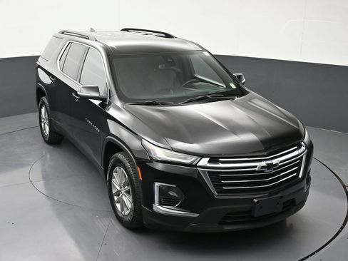 Used 2023 Chevrolet Traverse LT AWD/4WD image 22