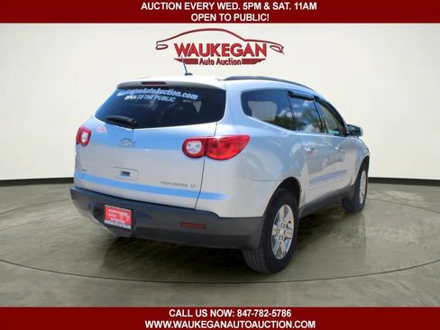 Used 2011 Chevrolet Traverse LT AWD/4WD image 5