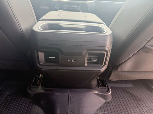 Used 2023 Chevrolet Silverado 1500 LT AWD/4WD image 16