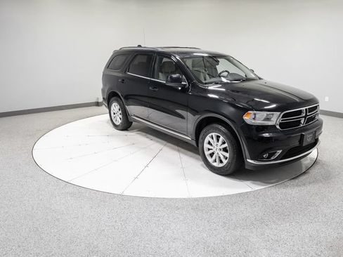 Used 2019 Dodge Durango SXT AWD/4WD image 29