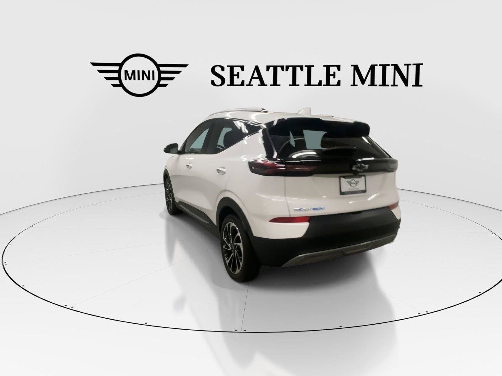 Used 2022 Chevrolet Bolt EUV Premier FWD image 9