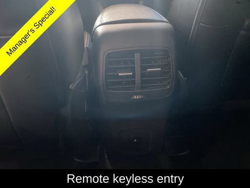 Used 2024 Ford Escape Platinum AWD/4WD image 12