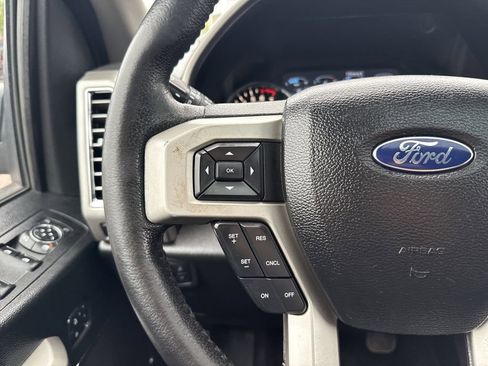Used 2016 Ford F150 Lariat w/ Equipment Group 502A Luxury image 18
