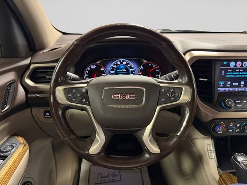 Used 2017 GMC Acadia Denali w/ Technology Package FWD image 17