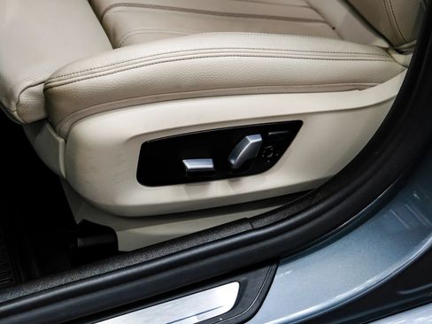 Used 2018 BMW 530i w/ Premium Package RWD image 42