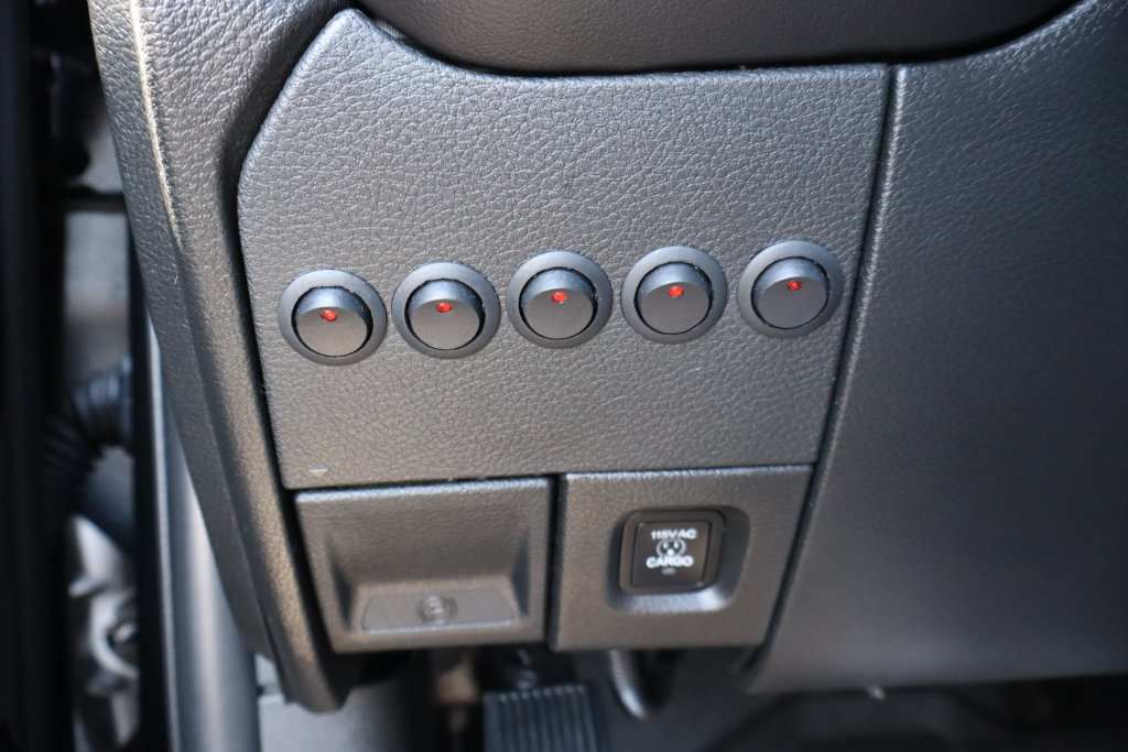 Used 2024 RAM 3500 Limited w/ Night Edition AWD/4WD image 13