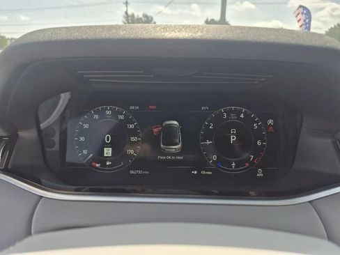 Used 2020 Land Rover Range Rover Evoque SE AWD/4WD image 34