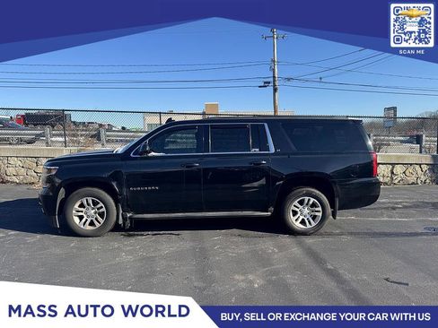 Used 2018 Chevrolet Suburban LT image 1